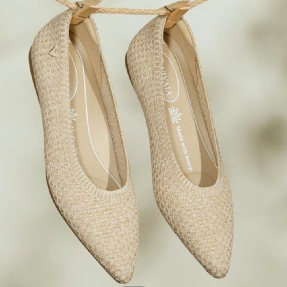 VIVAIA Pointed-Toe Ballet Flats (Aria 5° Hemp) Natural Fiber in Sand Woven sz 7